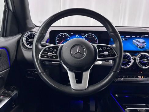 Certified 2023 Mercedes-Benz GLB 250 4MATIC image 13