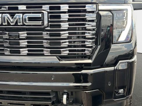 New 2026 GMC Sierra 2500 Denali Ultimate AWD/4WD image 9