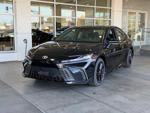 Certified 2026 Toyota Camry SE FWD image 2