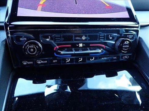 New 2025 Jeep Grand Cherokee L Limited w/ Black Appearance Package image 22