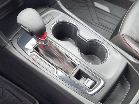 Used 2024 Chevrolet Equinox RS w/ RS Leather Package image 22