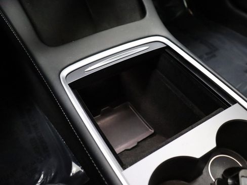 Used 2023 Tesla Model 3 Standard Range image 31