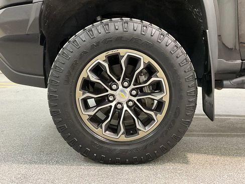 Used 2018 Chevrolet Colorado ZR2 AWD/4WD image 28