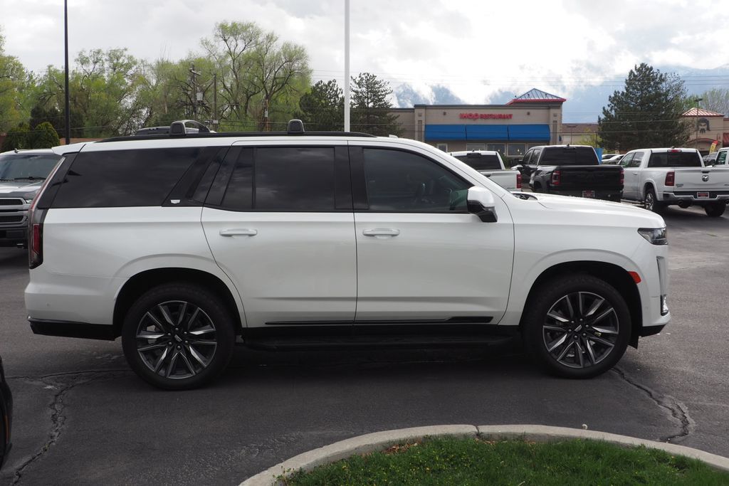 Used 2023 Cadillac Escalade Sport Platinum AWD/4WD image 6