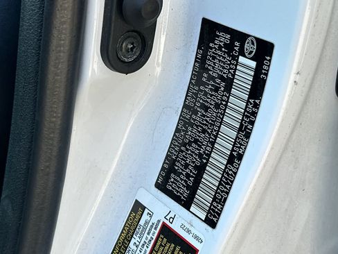 Used 2016 Toyota Camry SE FWD image 31