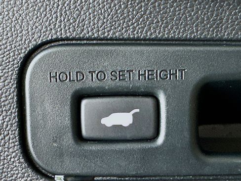 Used 2024 Acura MDX SH-AWD w/ Technology Package image 31