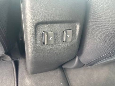 Used 2023 Nissan Kicks SV w/ Interior Electronics Package FWD image 19