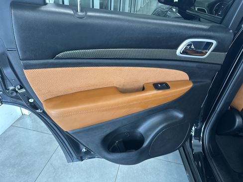 Used 2020 Jeep Grand Cherokee Trackhawk AWD/4WD image 21