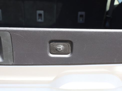 Used 2025 Ford Expedition Max Platinum image 19