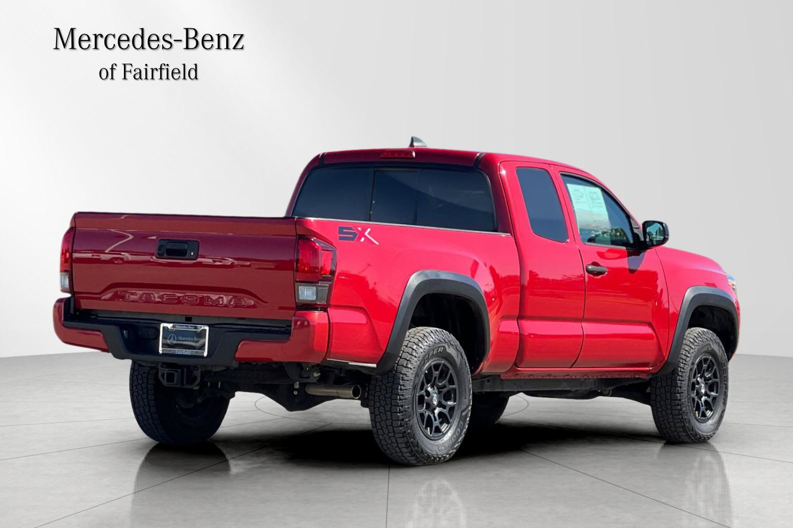 Used 2020 Toyota Tacoma SR w/ SX Package RWD image 2