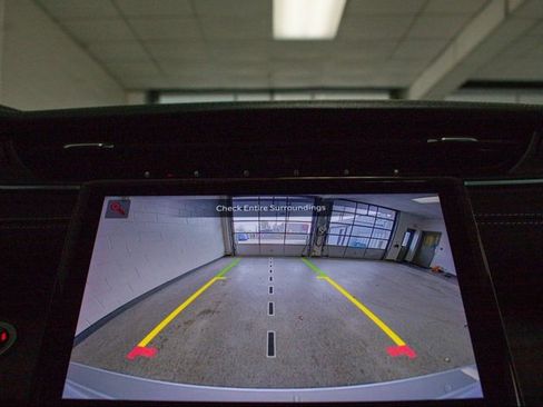 Certified 2025 Jeep Grand Cherokee Limited w/ Black Appearance Package image 15