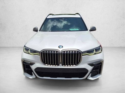 Used 2021 BMW X7 M50i w/ Executive Package AWD/4WD image 2
