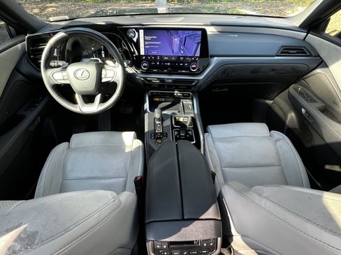 Used 2024 Lexus TX 350 AWD image 33