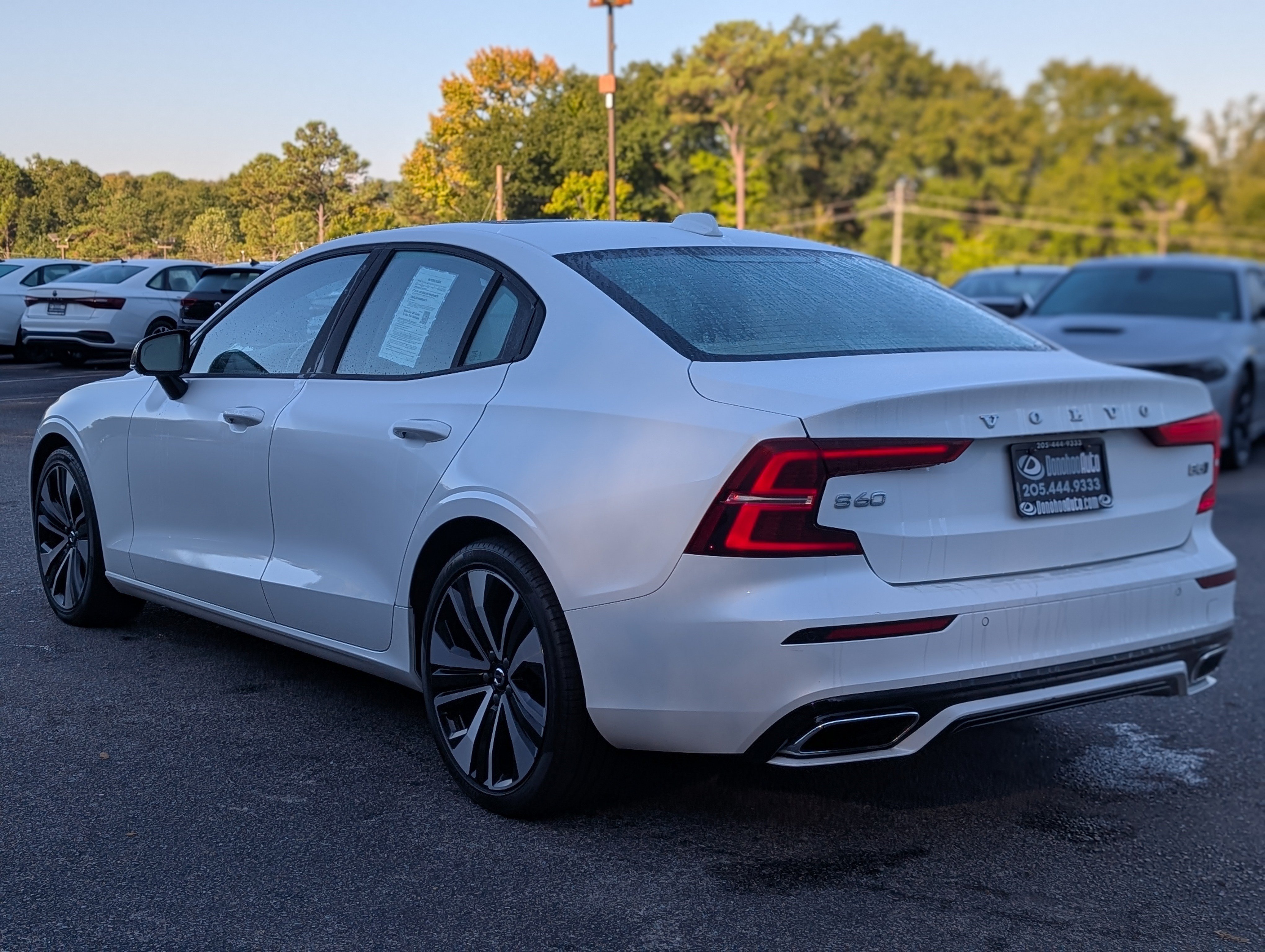 Used 2022 Volvo S60 B5 Momentum AWD/4WD image 7