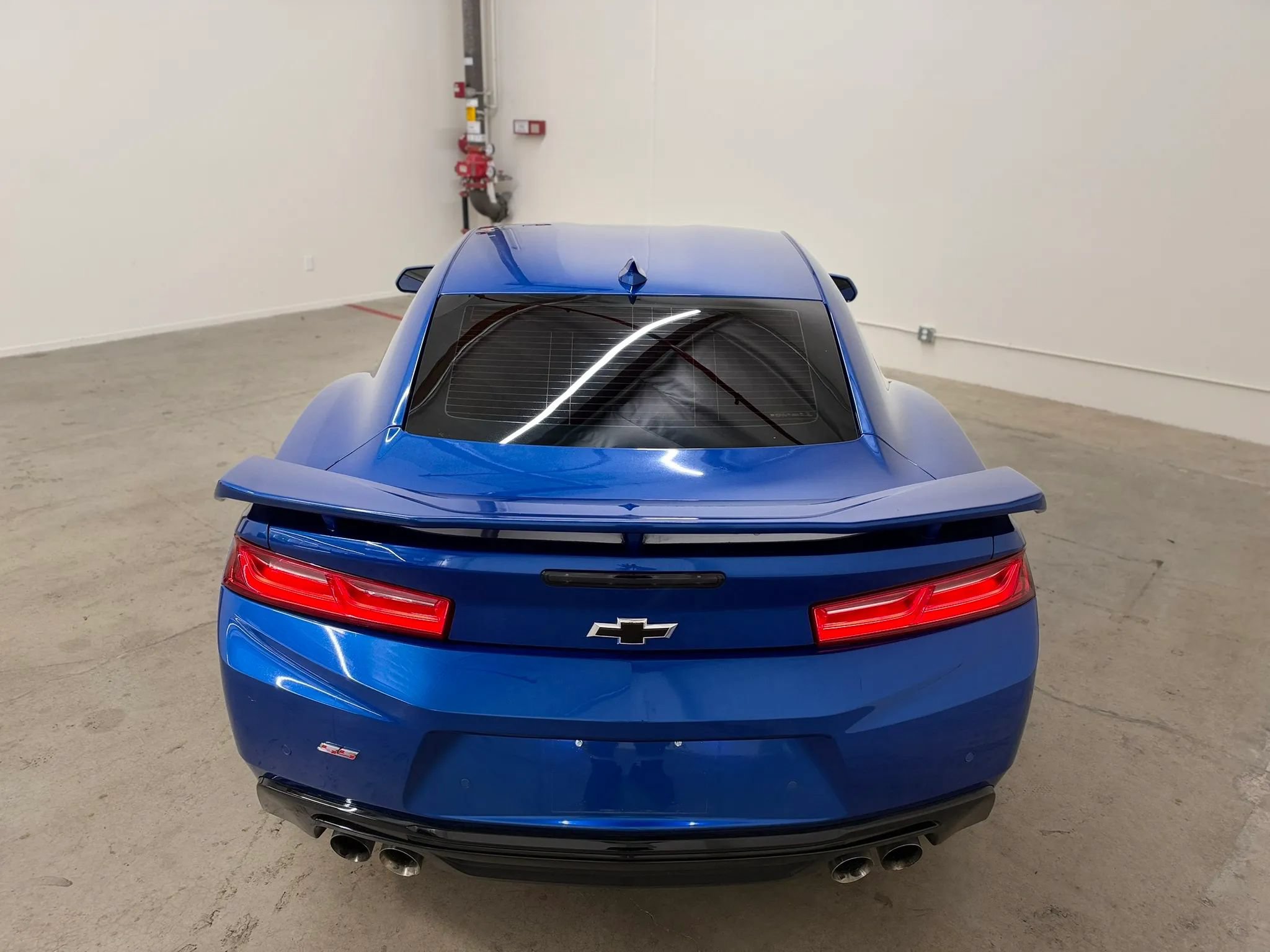 Used 2017 Chevrolet Camaro SS RWD image 5