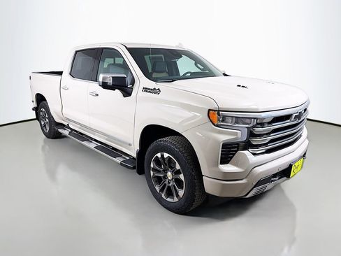 New 2026 Chevrolet Silverado 1500 High Country w/ Technology Package image 3