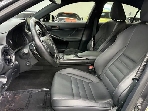 Used 2023 Lexus IS 500 image 20