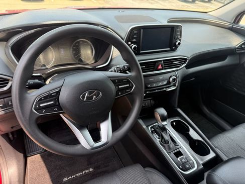 Used 2020 Hyundai Santa Fe SE AWD/4WD image 6