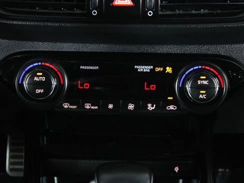 Used 2023 Kia Forte GT-Line w/ GT-Line Premium Package FWD image 21
