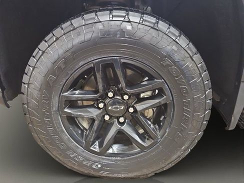 Used 2021 Chevrolet Silverado 1500 LT Trail Boss image 25