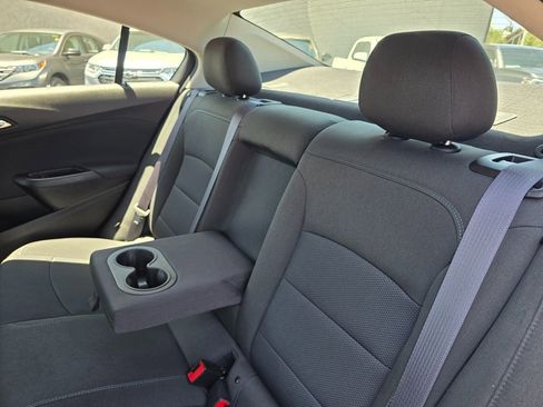 Used 2016 Chevrolet Cruze LT w/ Convenience Package FWD image 19