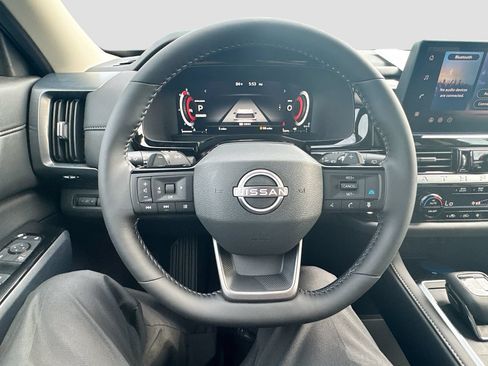 New 2026 Nissan Pathfinder SL FWD image 11