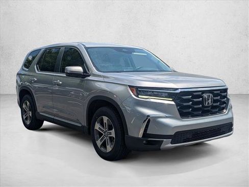 Certified 2024 Honda Pilot EX-L image 3