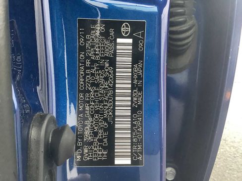 Used 2011 Toyota Prius Five w/ Navigation Pkg image 21