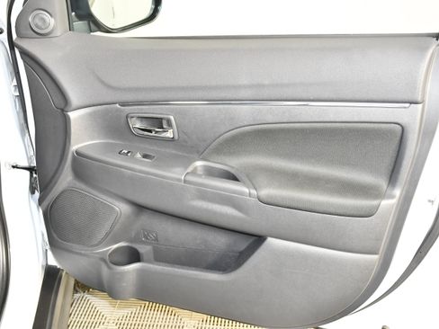 Used 2022 Mitsubishi Outlander Sport LE FWD image 29