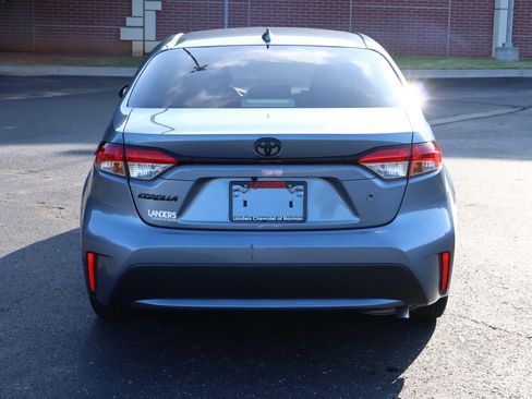 Used 2021 Toyota Corolla L FWD image 20