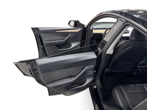 Certified 2023 Tesla Model Y Performance AWD/4WD image 10