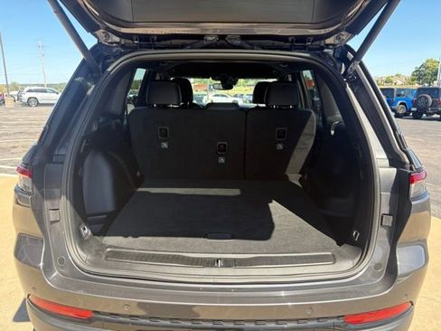 Used 2022 Jeep Grand Cherokee Altitude image 20