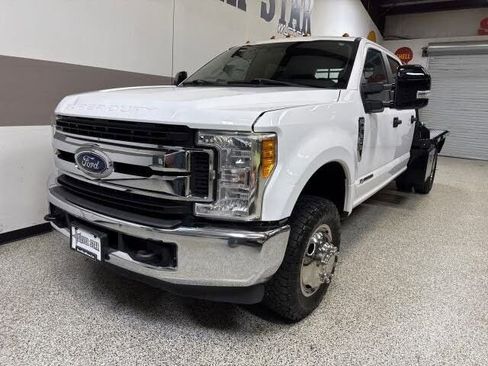 Used 2018 Ford F350 XL w/ Power Equipment Group AWD/4WD image 3