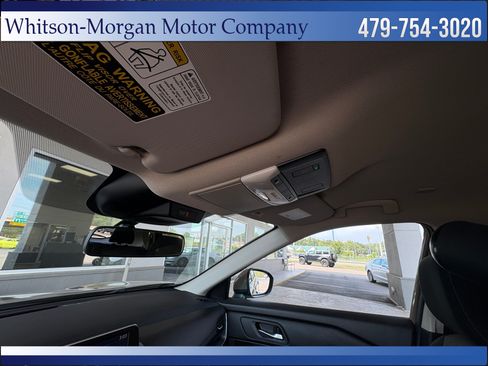 Used 2024 Nissan Rogue SV FWD image 27