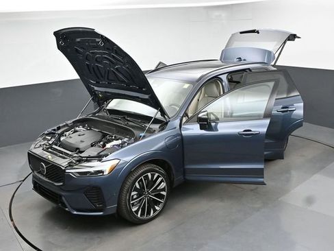 New 2026 Volvo XC60 T8 Ultra w/ Climate Package PRO AWD/4WD image 50