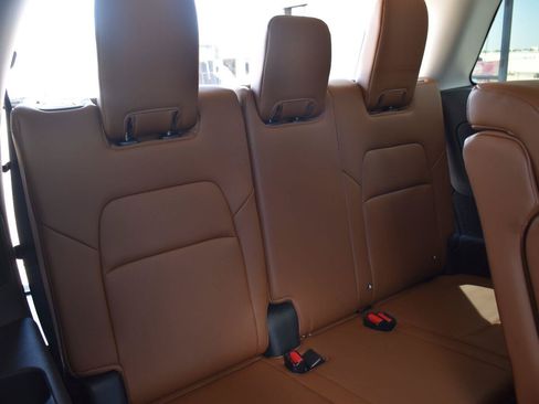 Used 2025 Nissan Pathfinder Platinum w/ Cargo Package FWD image 73