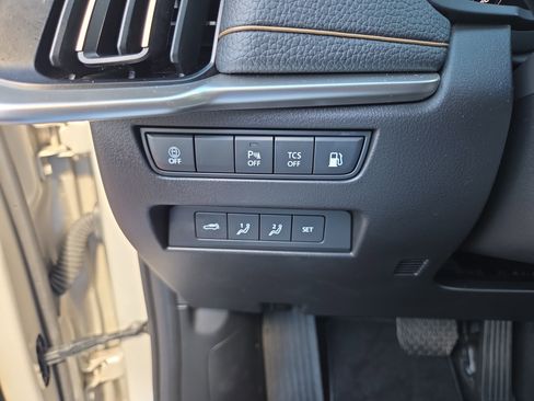 Used 2024 MAZDA CX-90 Plug-In Hybrid w/ Premium Pkg image 30