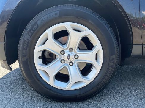 Used 2014 Ford Edge SEL w/ Equipment Group 205A AWD/4WD image 9