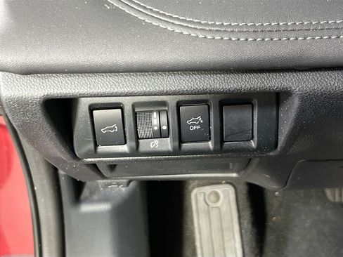 Used 2023 Subaru Outback Limited AWD/4WD image 10
