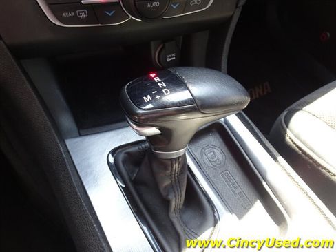 Used 2017 Dodge Charger R/T RWD image 20