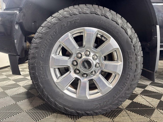 Used 2017 Ford F250 Platinum w/ Platinum Ultimate Package AWD/4WD image 10