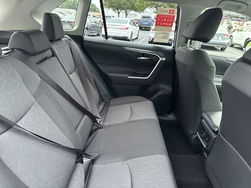 New 2025 Toyota RAV4 XLE AWD/4WD image 27