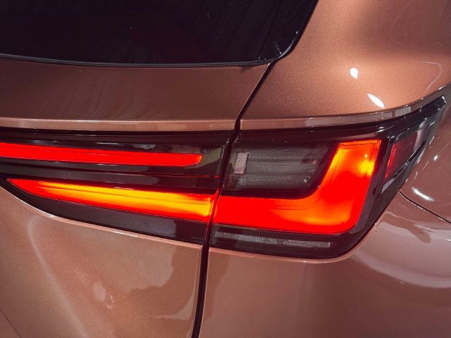 Certified 2025 Lexus NX 250 AWD w/ Accessory Package (2T) image 13