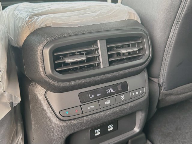 New 2026 Honda Pilot Touring image 26