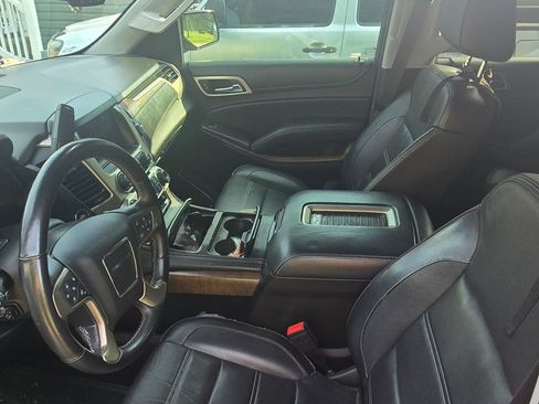 Used 2018 GMC Yukon XL Denali w/ Denali Ultimate Package AWD/4WD image 6