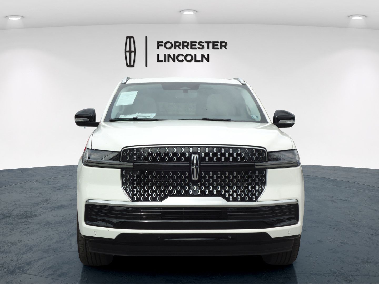 Used 2026 Lincoln Navigator Reserve AWD/4WD image 8
