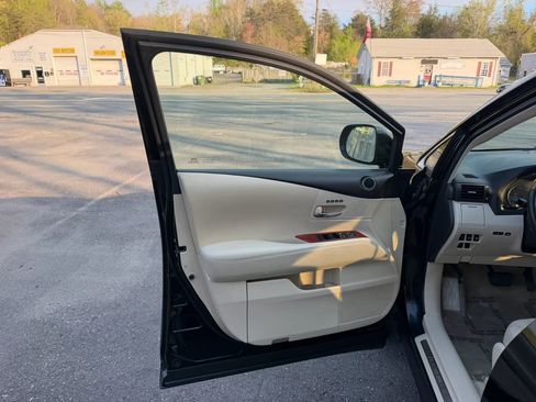 Used 2010 Lexus RX 450h AWD image 23