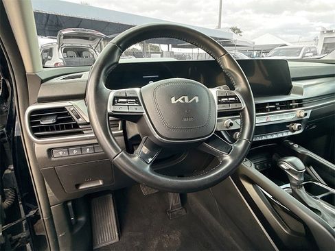 Used 2024 Kia Telluride S w/ S Sunroof Package image 12