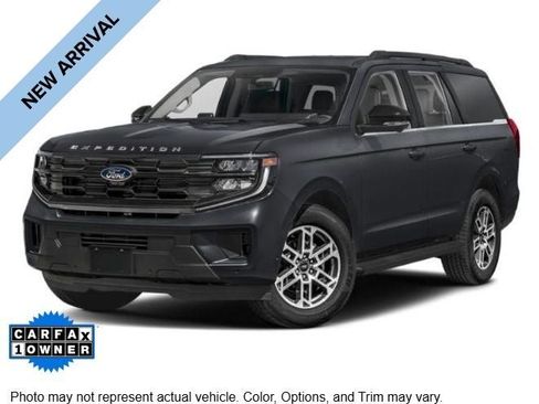 Used 2025 Ford Expedition Active AWD/4WD image 1