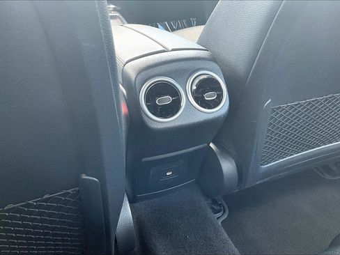 Used 2025 Mercedes-Benz CLA 250 image 25